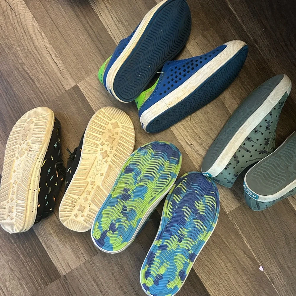 Kids Shoe Bundle - Picture 2 of 2